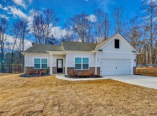 332 Oliver Dr, Locust Grove, GA 30248