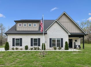 2037 W Lincoln St, Tullahoma, TN 37388