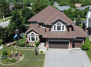 37 Windfield Cres, Ottawa, ON K2M2B7