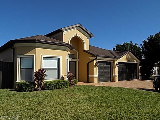 1st image of 323 NW 13th St