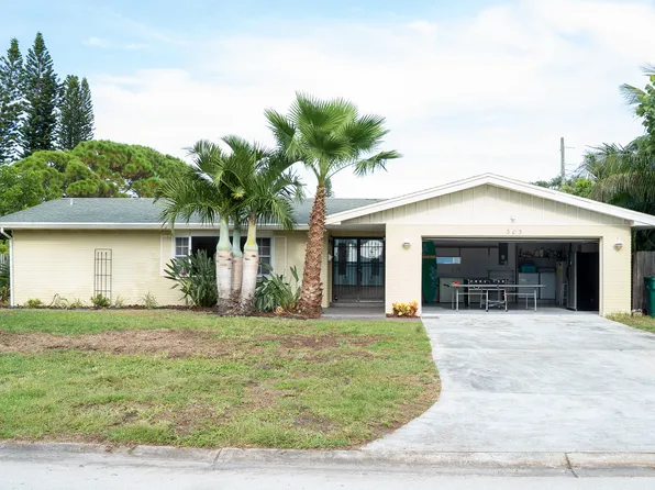 303 School Rd #1, Satellite Beach, FL 32937
