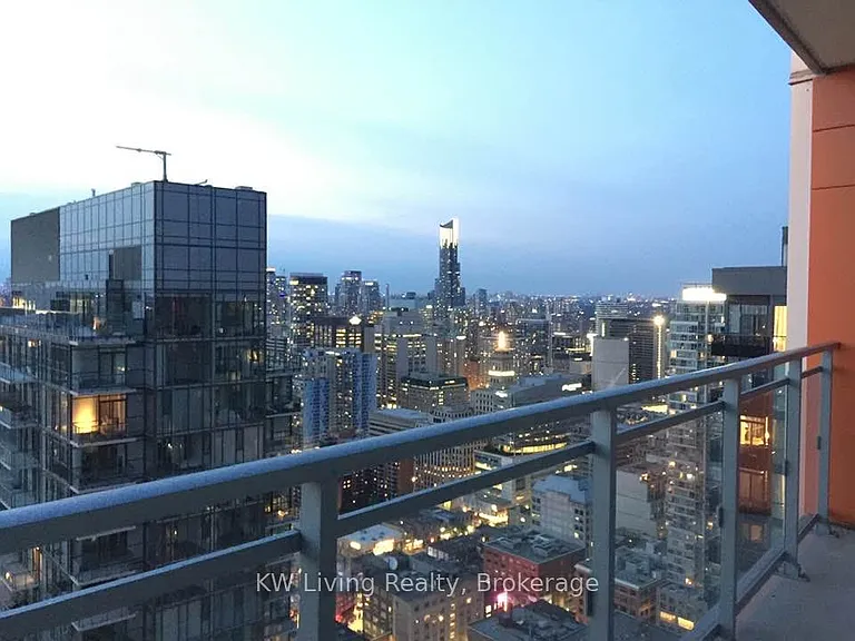 21 Widmer St #4205 — Photo 10