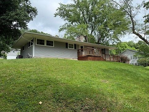 2nd image of 91 Sharon Rd