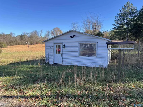 16 Peach Orchard Rd, Menlo, GA 30731