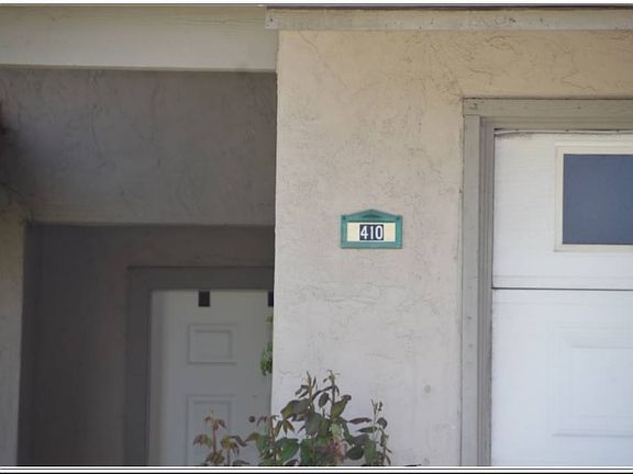 2nd image of 410 Rumsey Ct