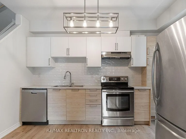 1045 Cannon St E #1 — Photo 8