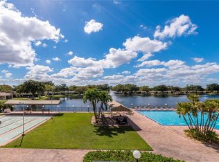 Carriage Hills, Hollywood, FL 33024