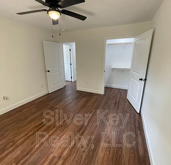 129-131 Cardin St #131 — Photo 10