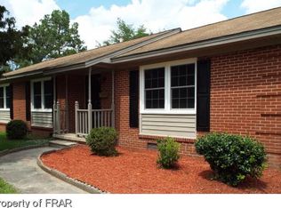 5140 Flat Rock Dr, Fayetteville, NC 28311