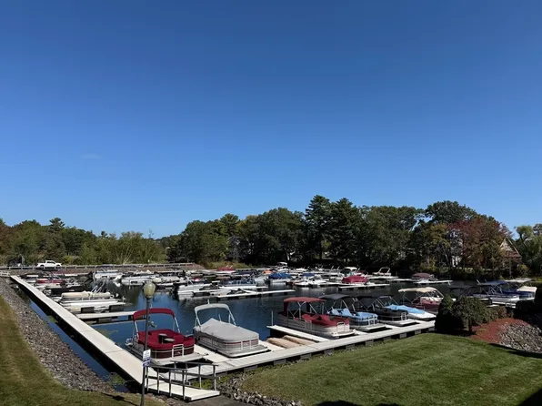 1001 Treasure Island Rd Unit 1001, Webster, MA 01570