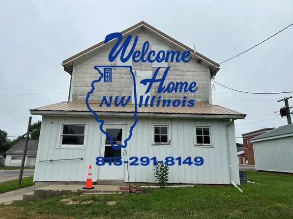 102 W Main, Dakota, IL 61018