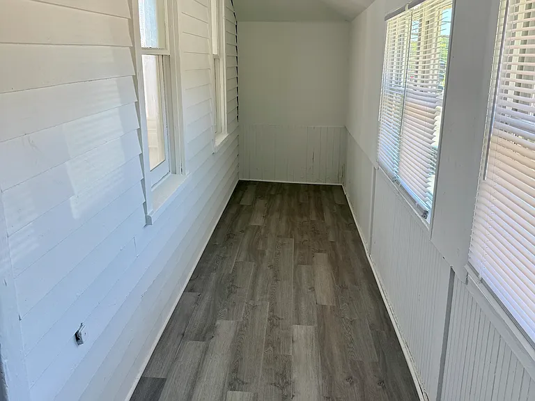 200 W State St #3 — Photo 6