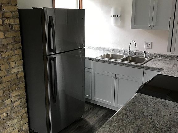 2nd image of 1713 E Lafayette Pl #B