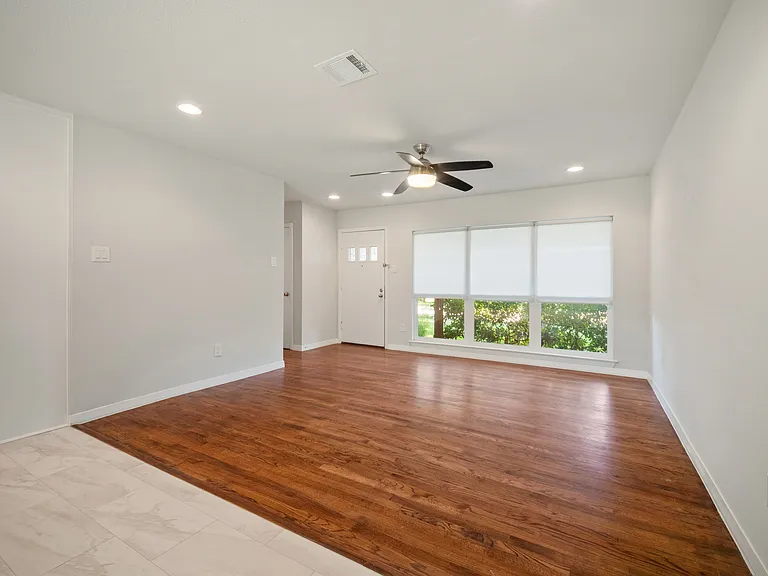 Living area.