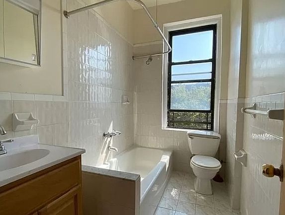5th image of 8502 Fort Hamilton Pkwy APT 4B