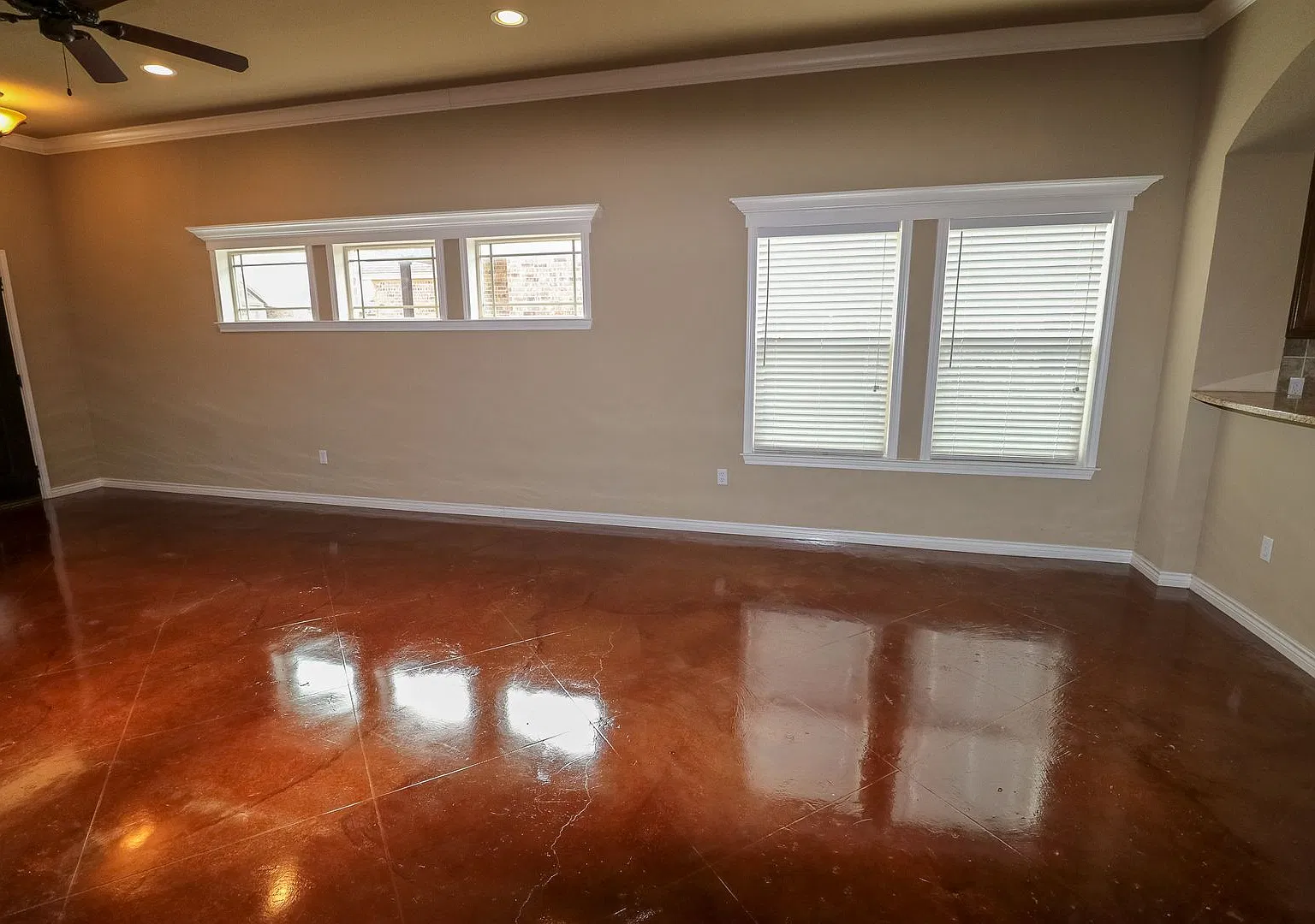4 Bedroom Single Family Home: — Photo 2
