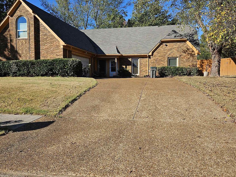 1st image of 7200 Germanshire Ln