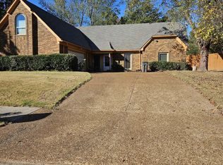 7200 Germanshire Ln, Memphis, TN 38125