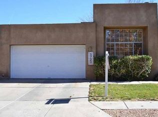 5720 Peppertree Pl NE, Albuquerque, NM 87111