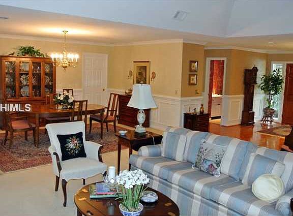 5th image of 5 Elm Wood Ct