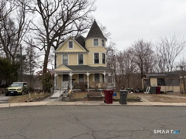 2 Salem Street, Naugatuck, CT 06770