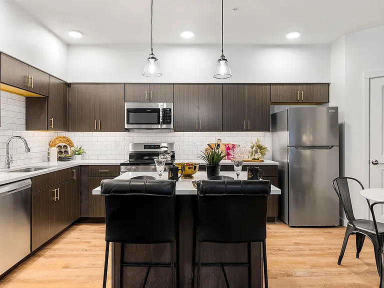 Karlo Lacey Apartments — Photo 17