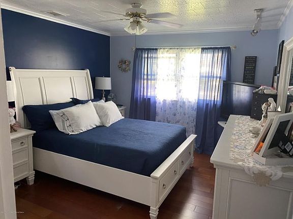 5th image of 845 Tiller Ave