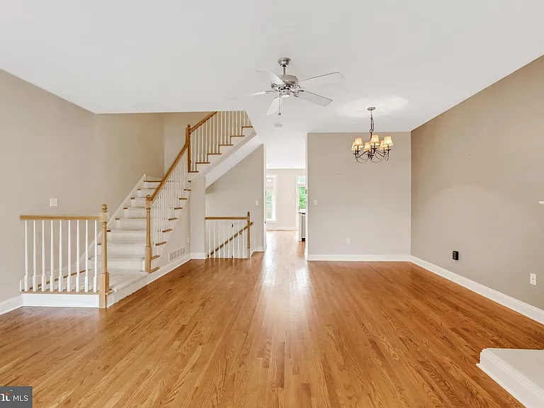 103 Whispering Brooke Dr #103 — Photo 7