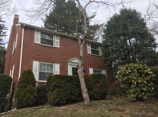 1515 Manoa Rd, Wynnewood, PA 19096