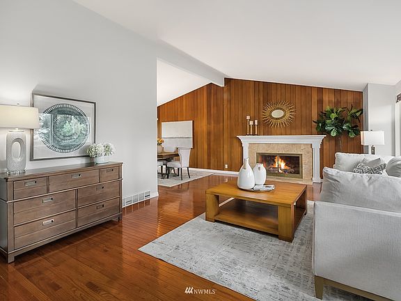 4th image of 14848 NE 11th Pl