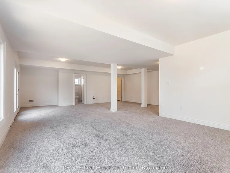 143 S Ambrous Cres — Photo 16
