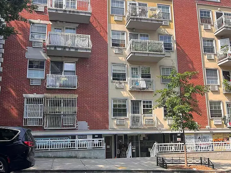 420 42nd St #3F — Photo 12
