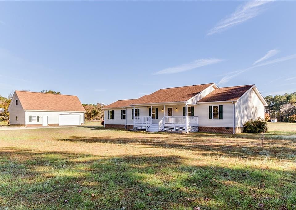 1st image of 107 Old Matthews Ln