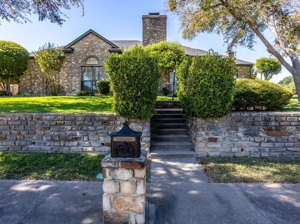 529 Bent Creek Dr, Desoto, TX 75115