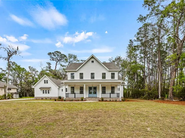 108 Harbor Pointe Dr, Brunswick, GA 31523