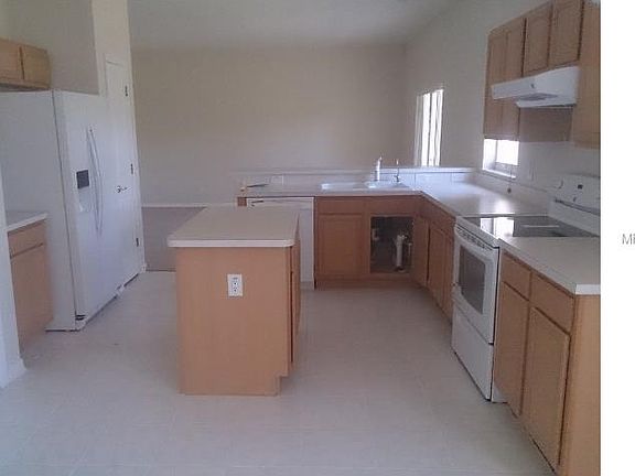 3rd image of 8627 Tidal Bay Ln