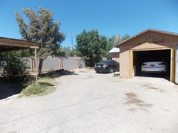 5th image of 1628 Evergreen Dr SW