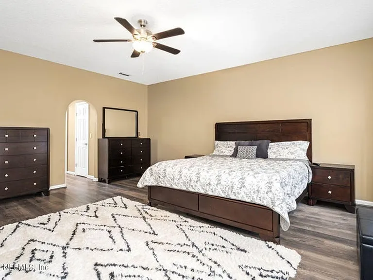 425 Oak Pond Dr — Photo 26