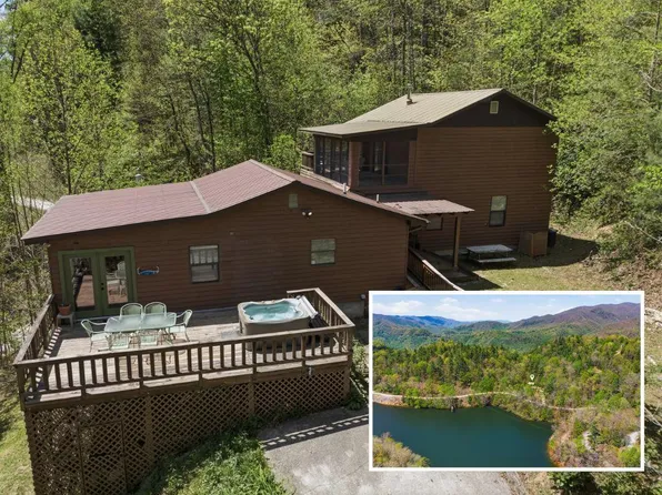 4541 Windingstairs Rd, Topton, NC 28781