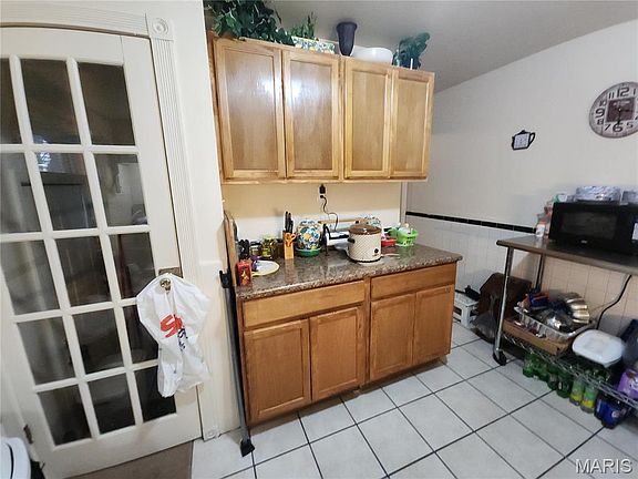 5th image of 1078 Fontaine Pl