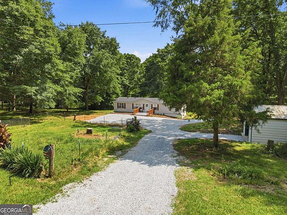2nd image of 1203 Lanier Rd