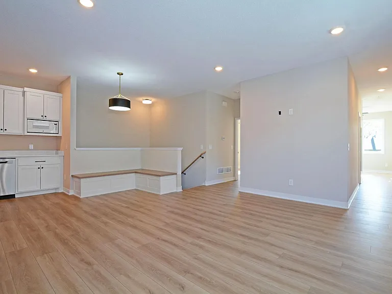 2452 County Road D W #2452 — Photo 2
