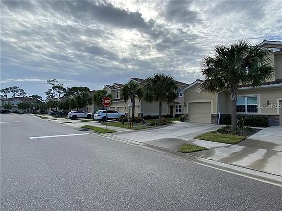 3rd image of 3104 Oriole Dr Unit 101