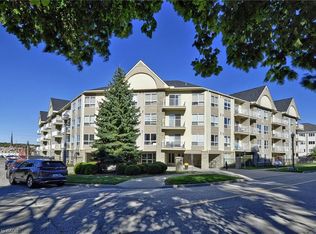 8 Harris St #302, Cambridge, ON N1R 8R1