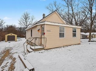 3120 Woodlawn St, Niles, MI 49120