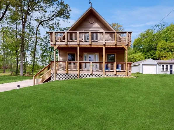 55644 Forest Beach Rd, Dowagiac, MI 49047