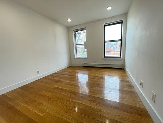 Rented by Compass | media 19