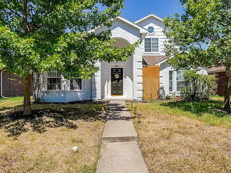 7851 Maiden Ln — Photo 15