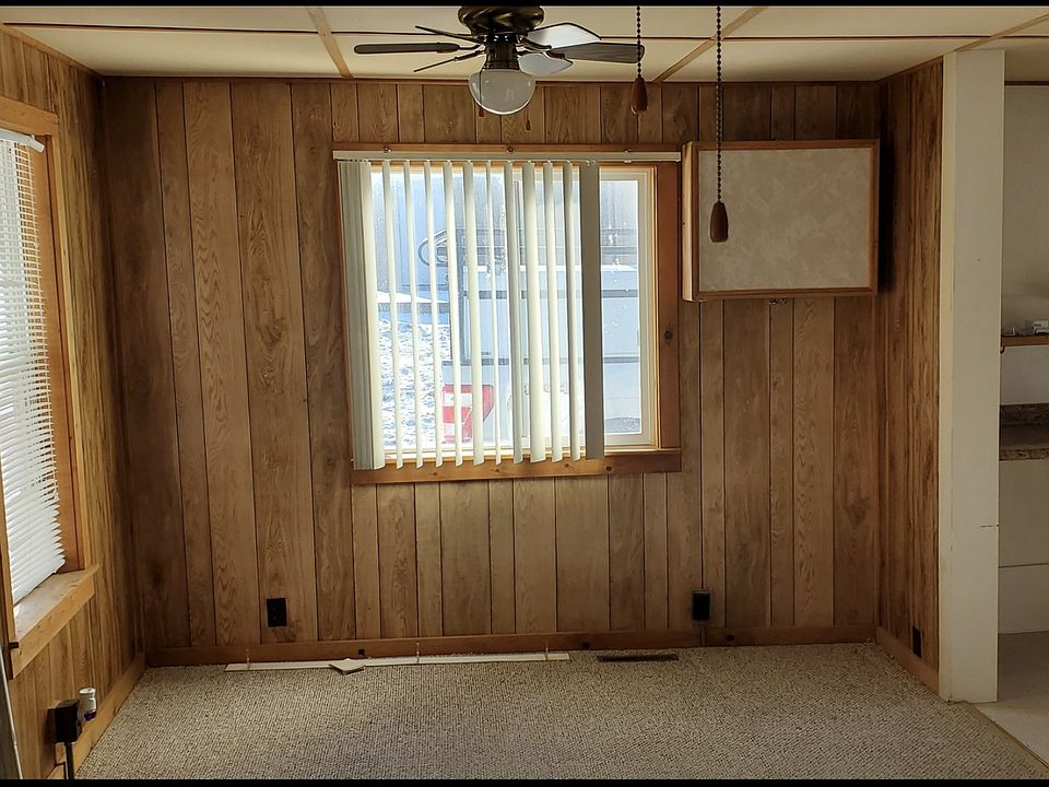 2nd image of 609 S Langdon St