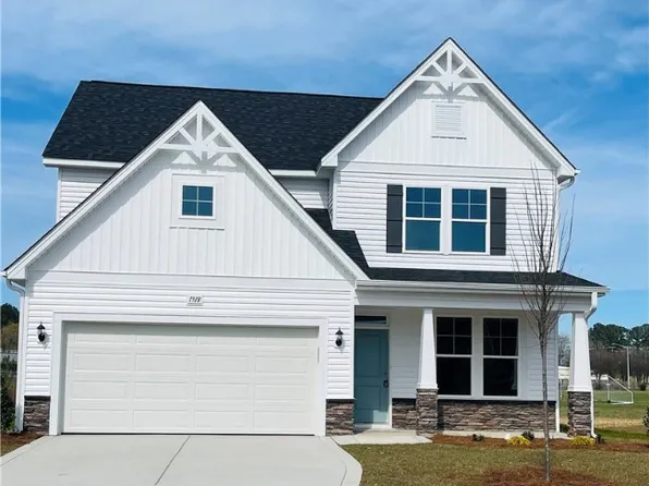 1918 Bluffside Dr, Fayetteville, NC 28312